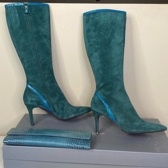Ann Taylor Emerald Leather Suede Boots & Clutch - Picture 5 of 16